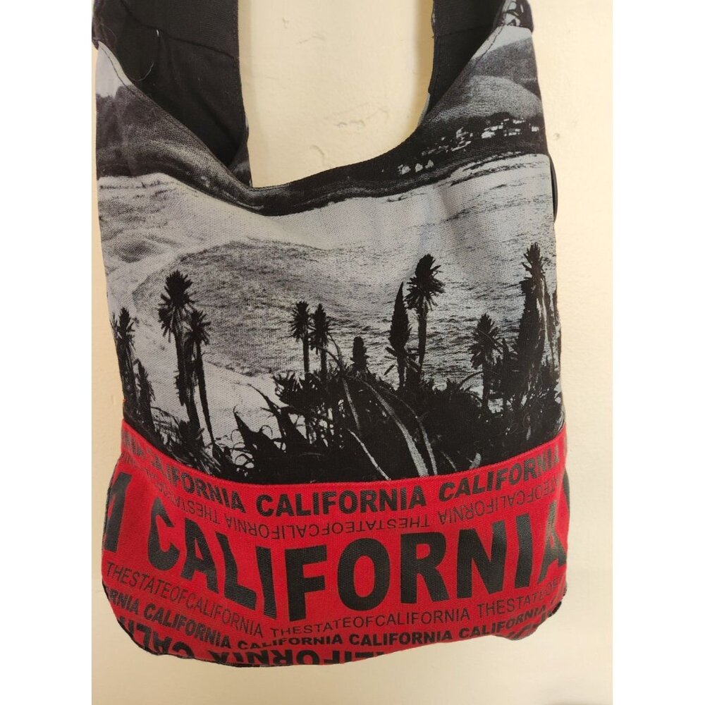 Robin Ruth California Crossbody Canvas Bag With Red Striped Lining.